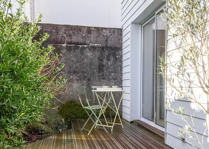 Le Bucolique - T3 Avec Jacuzzi, Veranda Et Jardin * Pau